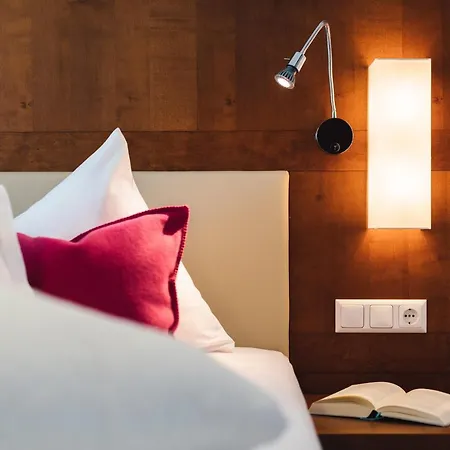 Schneeweiss Lifestyle - - Living