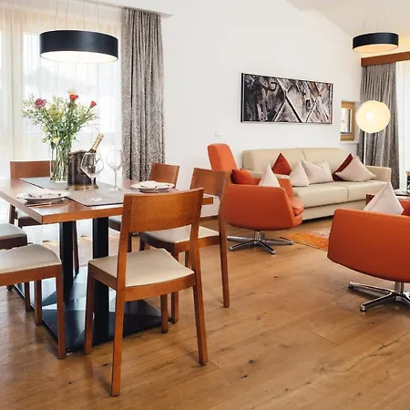 Schneeweiss Lifestyle - - Living * Serfaus