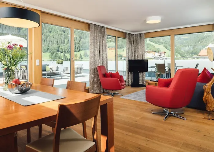 Schneeweiss Lifestyle - - Living Serfaus