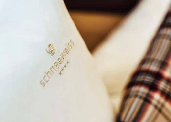 Schneeweiss Lifestyle - - Living