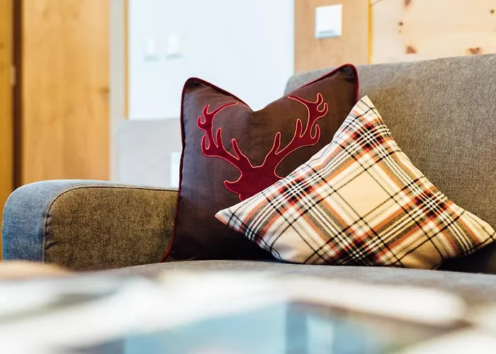 Schneeweiss Lifestyle - - Living