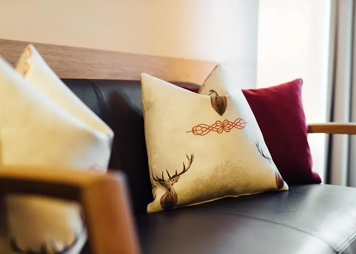 Schneeweiss Lifestyle - - Living * Serfaus