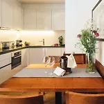 Schneeweiss Lifestyle - - Living *
