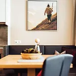 Schneeweiss Lifestyle - - Living 아파트 세르파우스