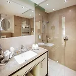 Schneeweiss Lifestyle - - Living 아파트