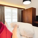Schneeweiss Lifestyle - - Living 아파트 세르파우스