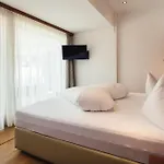 Schneeweiss Lifestyle - - Living 세르파우스