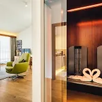 Schneeweiss Lifestyle - - Living 아파트